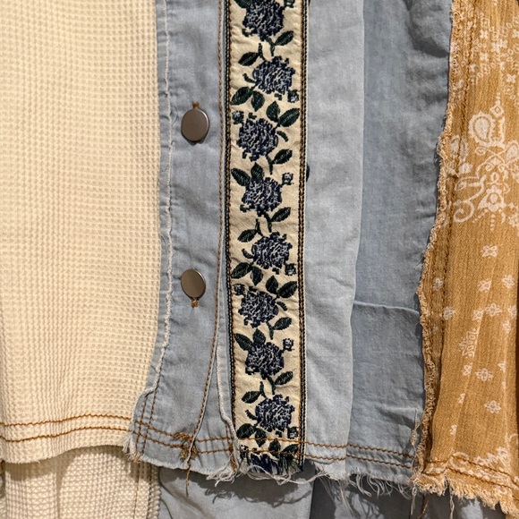 POV Multicolor Patchwork Blouse - Picture 4 of 6